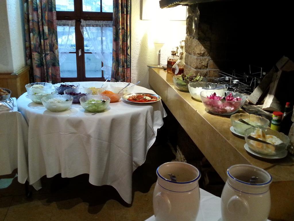 Gasthaus Zur Sonne Aesch  Экстерьер фото